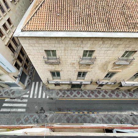 Piso En Primera Linea Con Vistas Al Castillo Alicante Exterior foto