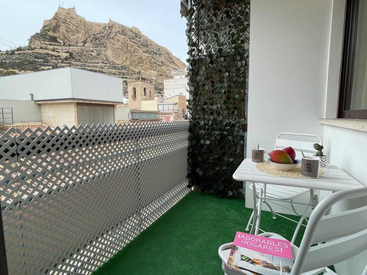 Piso En Primera Linea Con Vistas Al Castillo Alicante Exterior foto