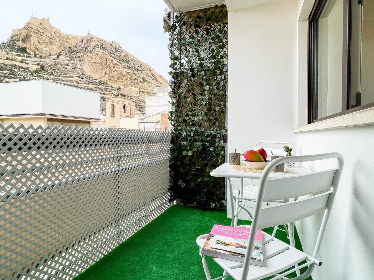 Piso En Primera Linea Con Vistas Al Castillo Alicante Exterior foto